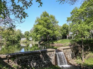 9 Hidden Pond Dr, Rye Brook, NY 10573