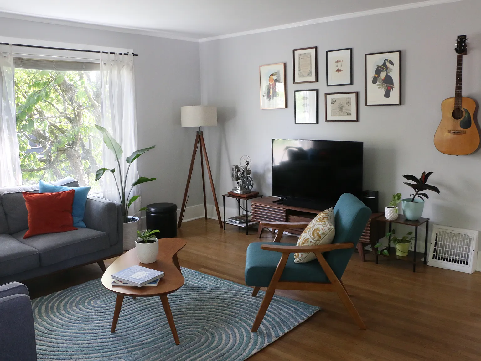 3 bed, 1200 sqft, $3,500 — Photo 2