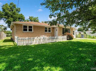 1202 Perkins St, Scott City, MO 63780