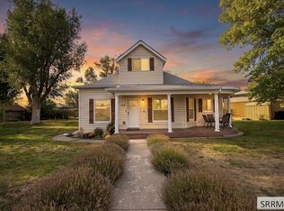 183 N Oak St, Blackfoot, ID 83221