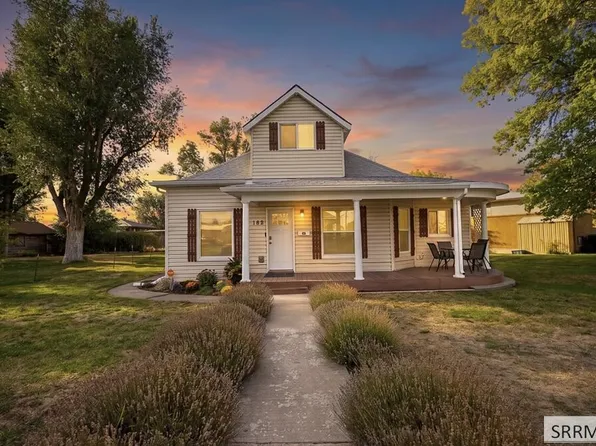 183 N Oak St, Blackfoot, ID 83221