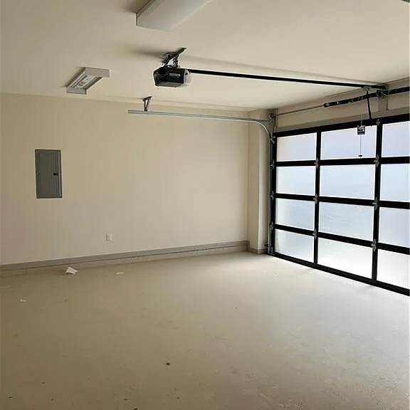 204 Canary Ave — Photo 12