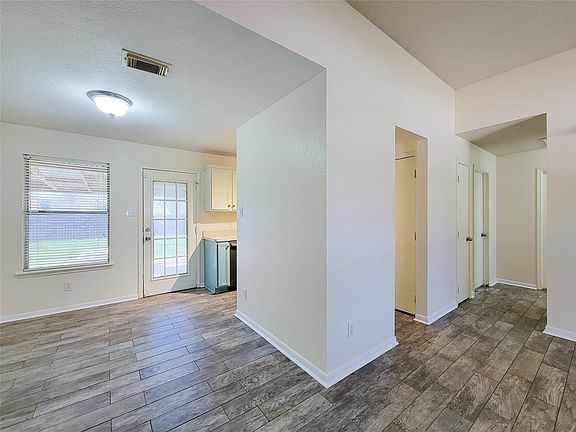 3rd image of 17643 Ranch Country Rd