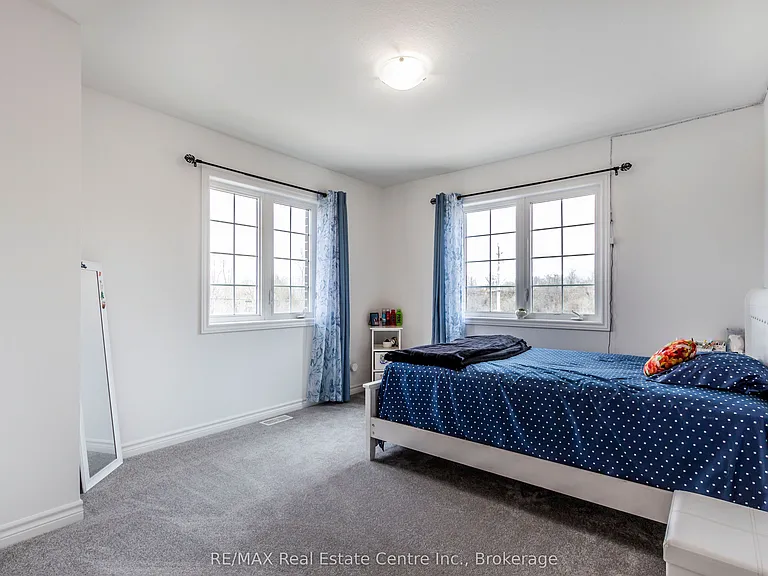 1 Mill St W #1 — Photo 25