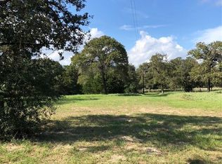 912 Sand Hills Rd, Red Rock, TX 78662