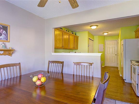 5th image of 1326 Odell Ln