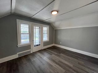 2858 McKoon Ave #2, Niagara Falls, NY 14305
