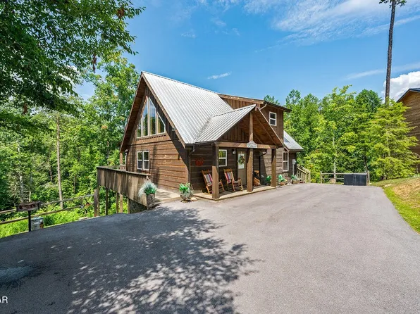1519 Bluff Ridge Rd, Sevierville, TN 37876