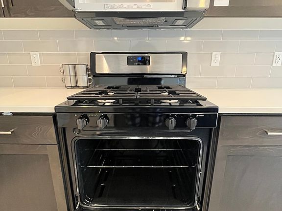 New Gas Stove and Microwave