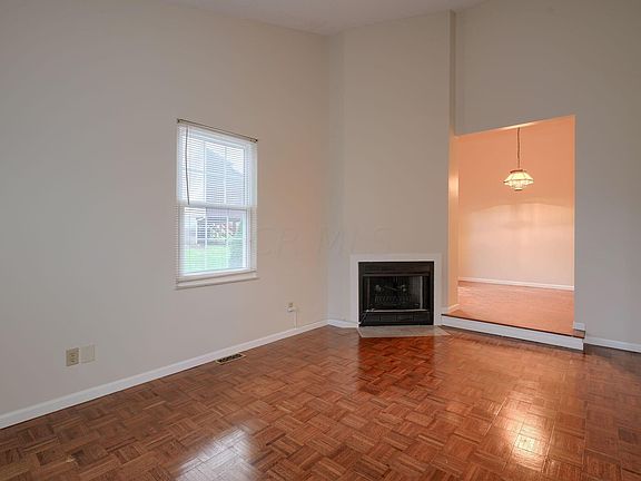 2nd image of 431 Williamsburg Ln NW APT A