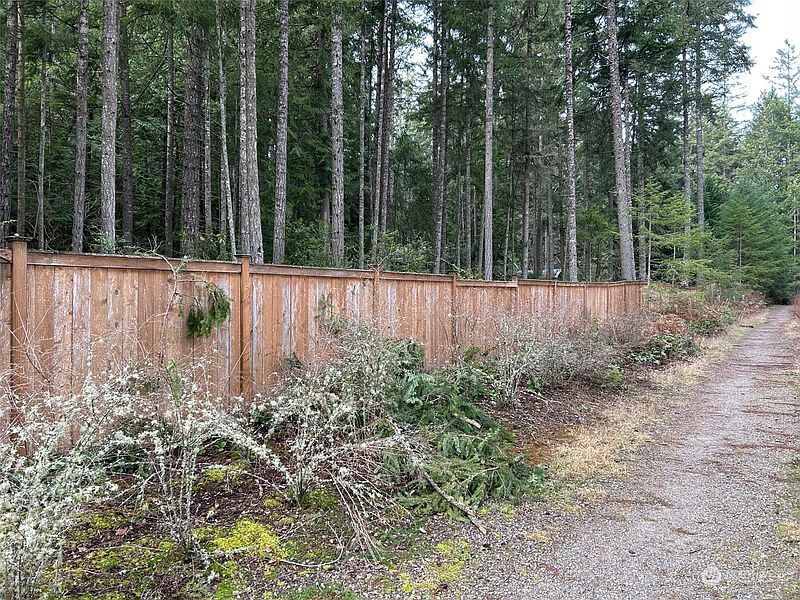 4th image of 21728 Urdahl Road NW