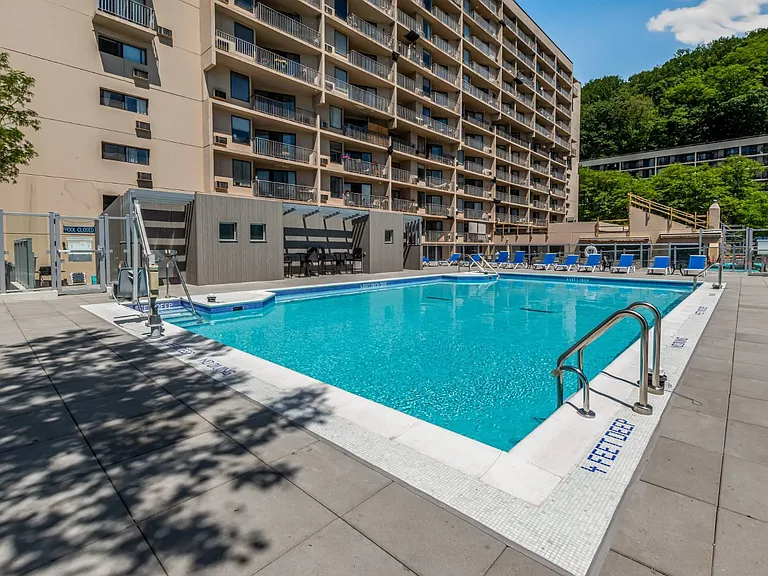 1155 Warburton Ave #3D — Photo 16