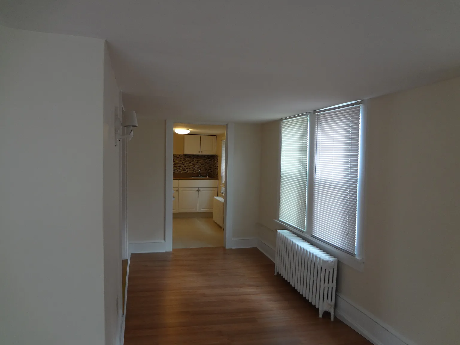 1 bed, 750 sqft, $1,600 — Photo 2
