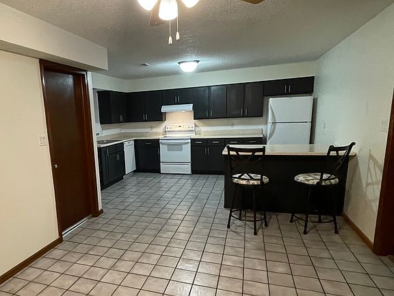 4th image of 1205 NW 6th St #1205