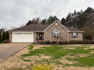 1871 Clear Water Trce, Batesville, AR 72501