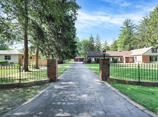 27 W Roberts Rd, Indianapolis, IN 46217