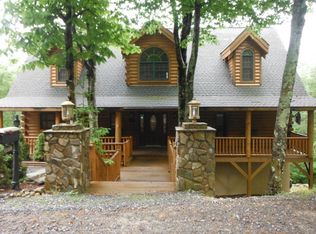 105 Heather Ln, Banner Elk, NC 28604