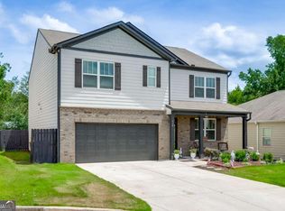 410 Maple Brook Dr, Dawsonville, GA 30534