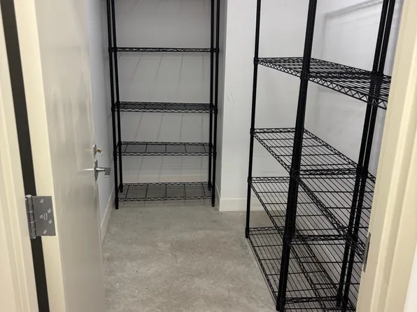 1108 Auahi St #M-s07, Honolulu, HI 96814