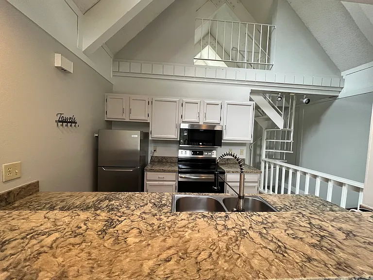 989 Tahoe Blvd #71U — Photo 4
