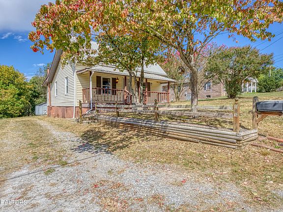 2nd image of 644 Highland Ave