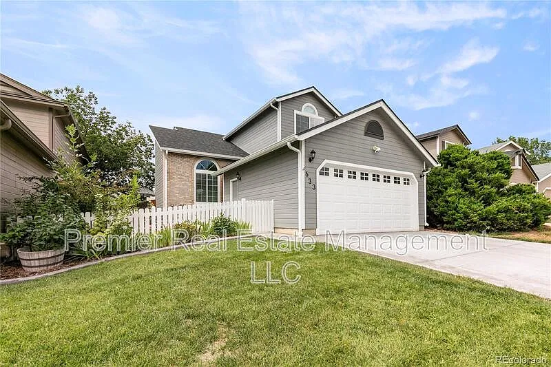 Highlands Ranch Inside 633 Walden Ct, Highlands Ranch, CO 80126 | HotPads