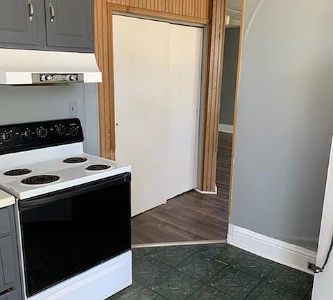 5th image of 526 E 9th St #3