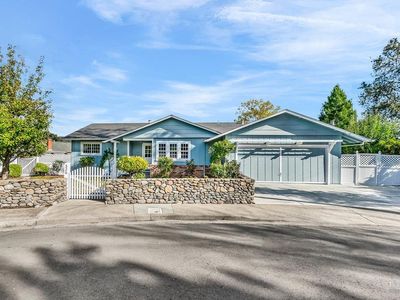 526 Ivy Ct, Sonoma, CA, 95476