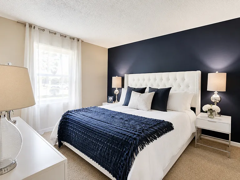 Park at Lake Magdalene Apartments and Townhomes — Photo 9