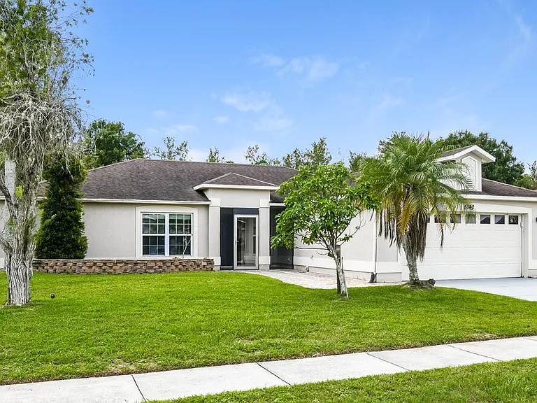 5140 Heatherstone Ct — Photo 3