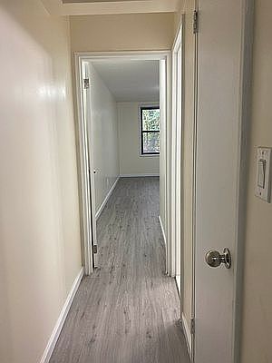 4th image of 8330 118th St APT 4D