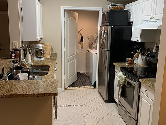 3rd image of 5080 Fairways Cir APT 304