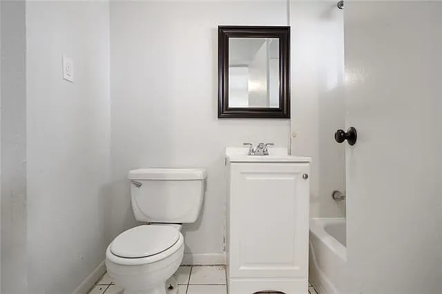 3300 Baronne St #D — Photo 8