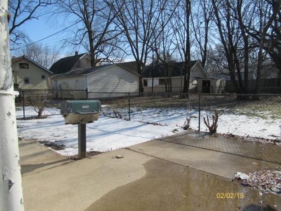 2nd image of 341 Burtschi Ct