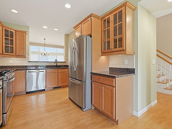 3rd image of 343 Godfrey Dr #343