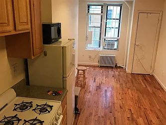 Rented by Easy Rental LLC