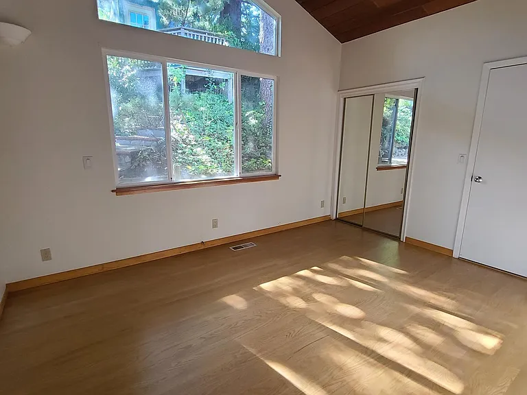64 Norwood Ave — Photo 14