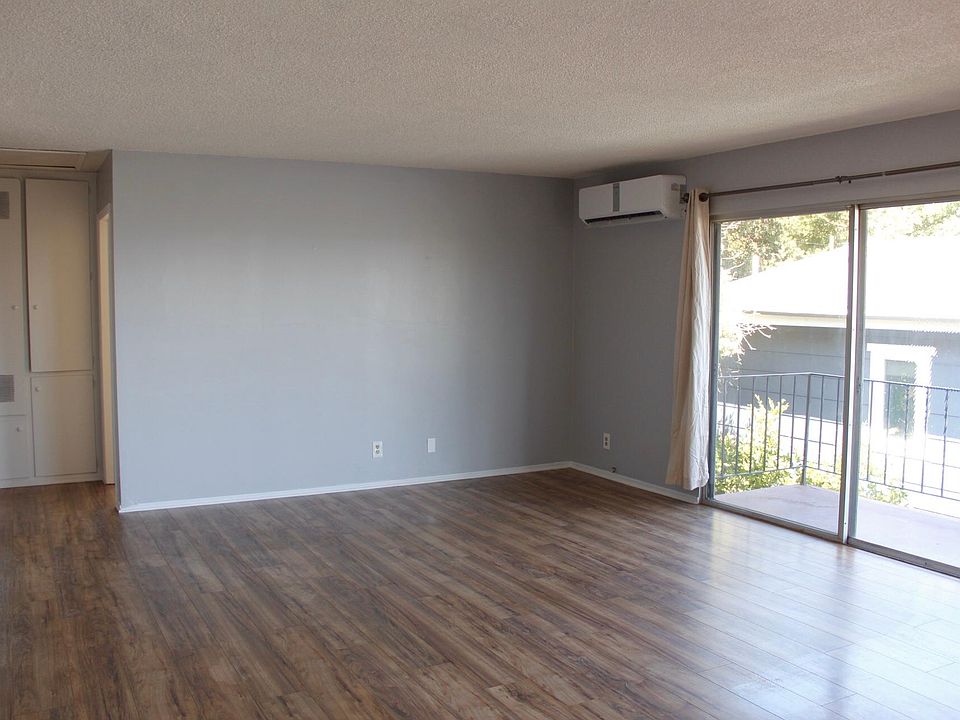 1st image of 5019 Coringa Dr