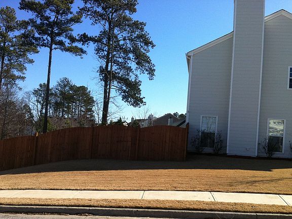 2nd image of 201 Ashland Dr