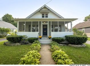 2811 Ferndale Pl, Utica, NY 13501