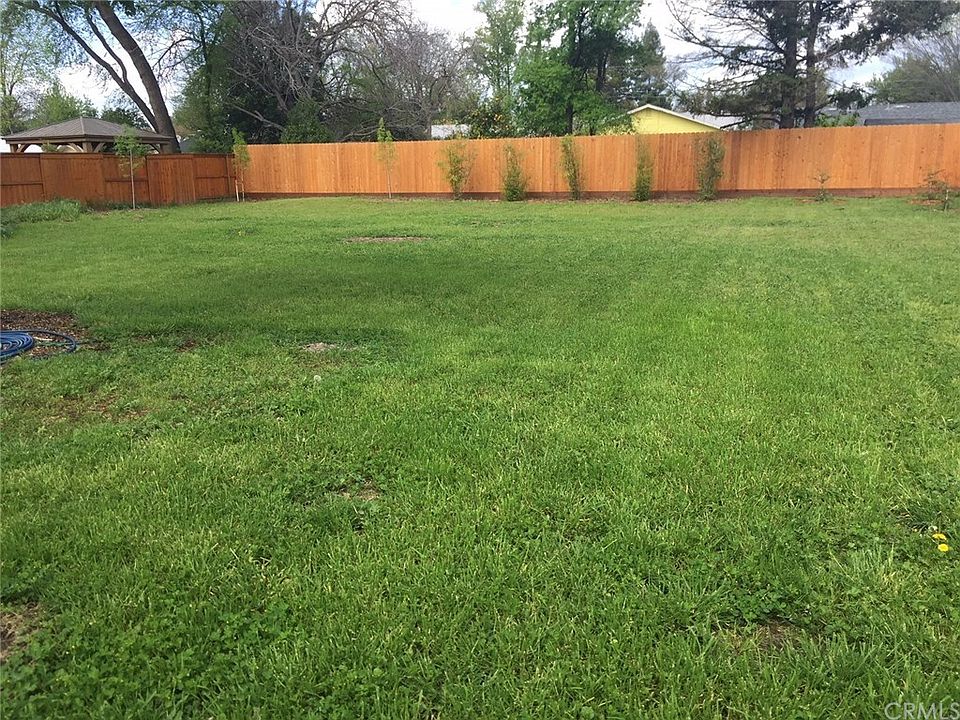 1st image of 750 W 11th Ave