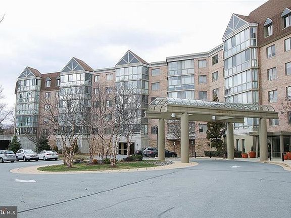 2nd image of 2901 S Leisure World Blvd Unit 204