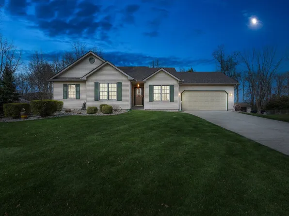 10645 Fenner Ln, Osceola, IN 46561