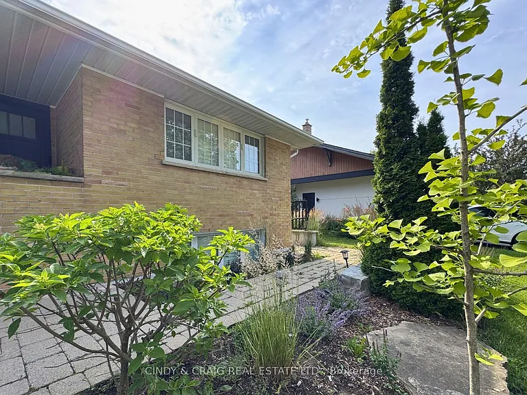 679 Oshawa Blvd N #BASEMENT — Photo 1