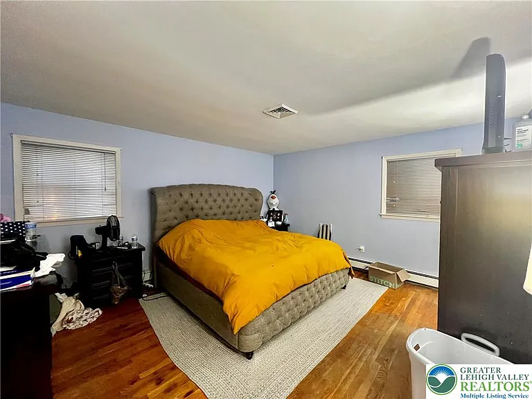 1160 Brentwood Ave — Photo 7