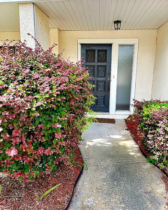 1st image of 7962 Los Robles Ct #7962