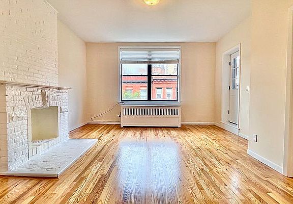 3rd image of 312 W 76th St #5F