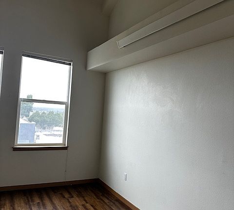 3rd image of 1216 Martin Luther King Jr Way APT 401