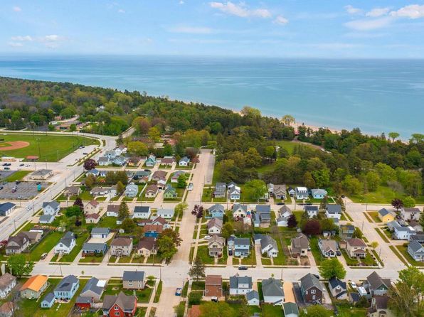 Lake Michigan - Two Rivers WI Real Estate - 11 Homes For