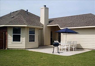 3rd image of 1613 Lake Tawakoni Dr